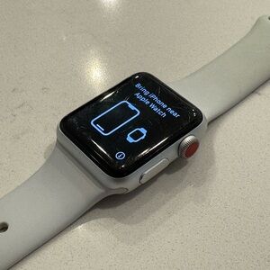 Apple Watch Series 3 - Cellular